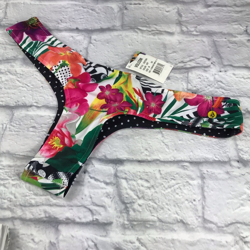 NWT VOLCOM Reversible Cheeky Bikini Bottoms | M